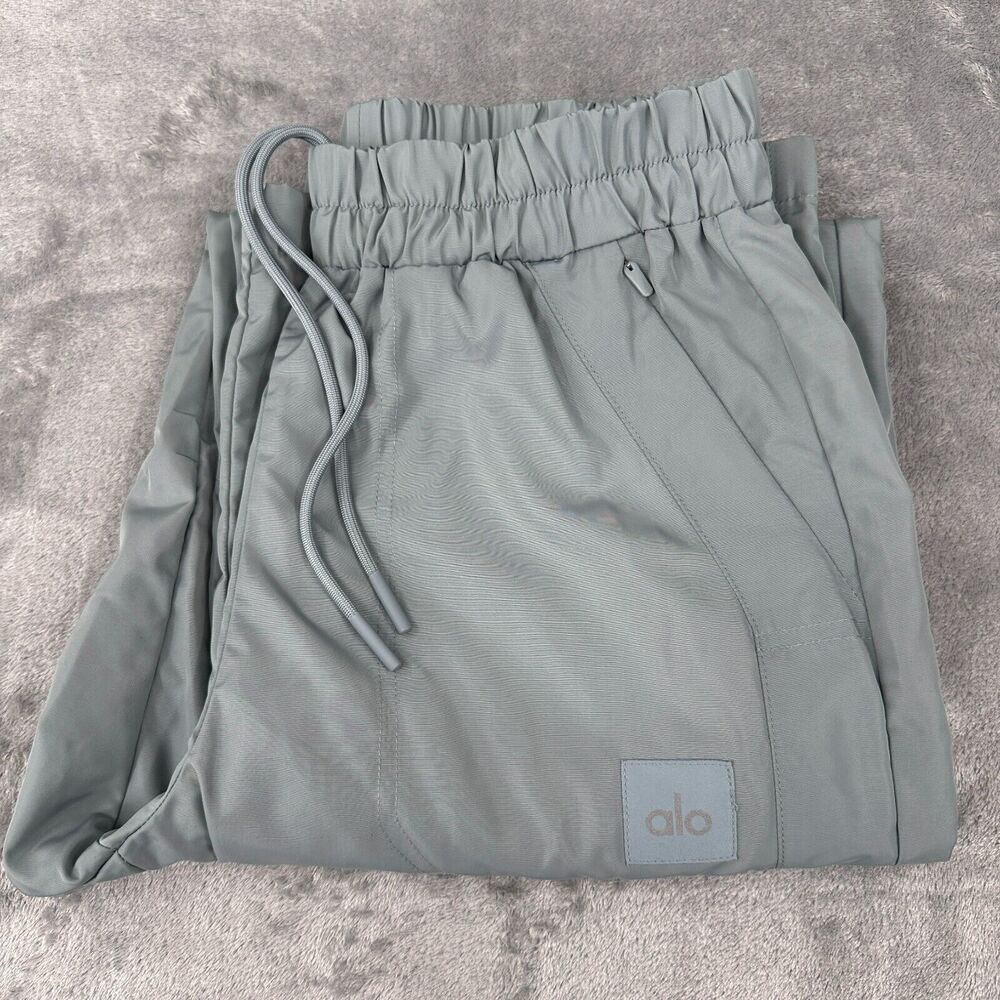 Alo International Wide Leg City Pants Women's Small Cosmic Gray Cargo Yoga Gym